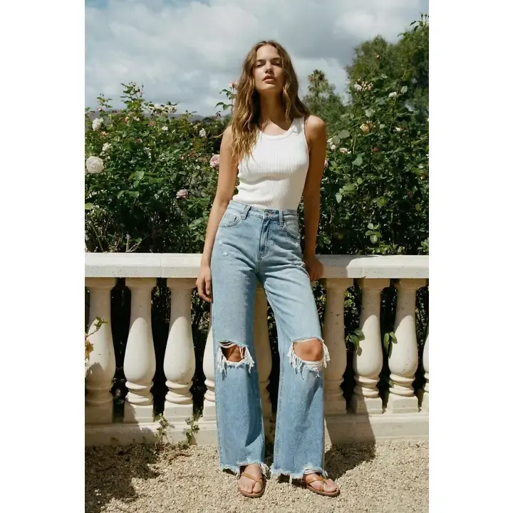 Light Holy Jeans
