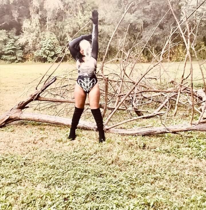 LA SIRENA ON TOP ILLUMINA BLOUSE