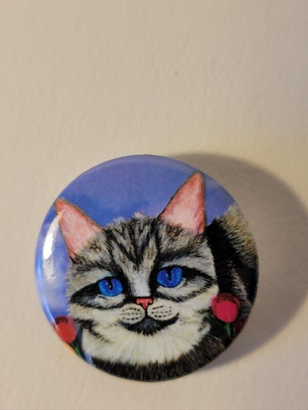 Blue-eyed cat button