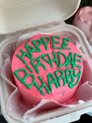 Happee Birthdae Harry Mini Cake