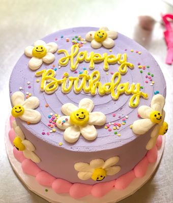 Happy Daisy Cake