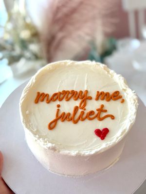 Juliet Mini Cake