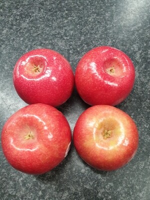 Large Apples (Pink Lady) x 4