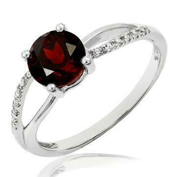 Garnet Ring with Diamond Accent and Split Shoulders Gold