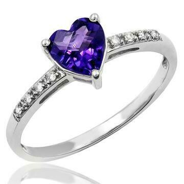 Heart Amethyst Ring with Diamond Accent 14KT Gold Heart Amethyst Ring with Diamond Accent 14KT Gold