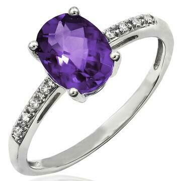 Oval Amethyst Ring with Diamond Accent 14KT Gold