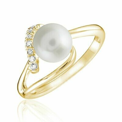 Cultured Freshwater Pearl & Diamond Ring Yellow Gold Cultured Freshwater Pearl & Diamond Ring Yellow Gold