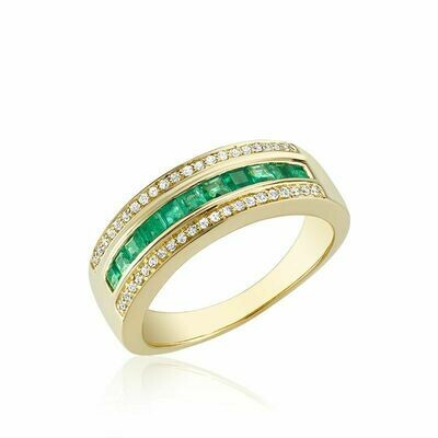 Emerald & Diamond Ring Yellow Gold Emerald & Diamond Ring Yellow Gold