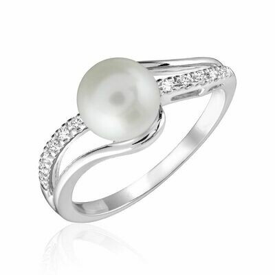 Cultured Freshwater Pearl & Diamond Ring White Gold Cultured Freshwater Pearl & Diamond Ring White Gold