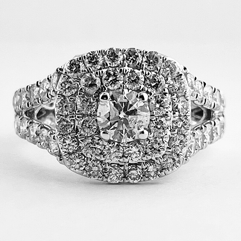 Round Cut Engagement Ring Halo