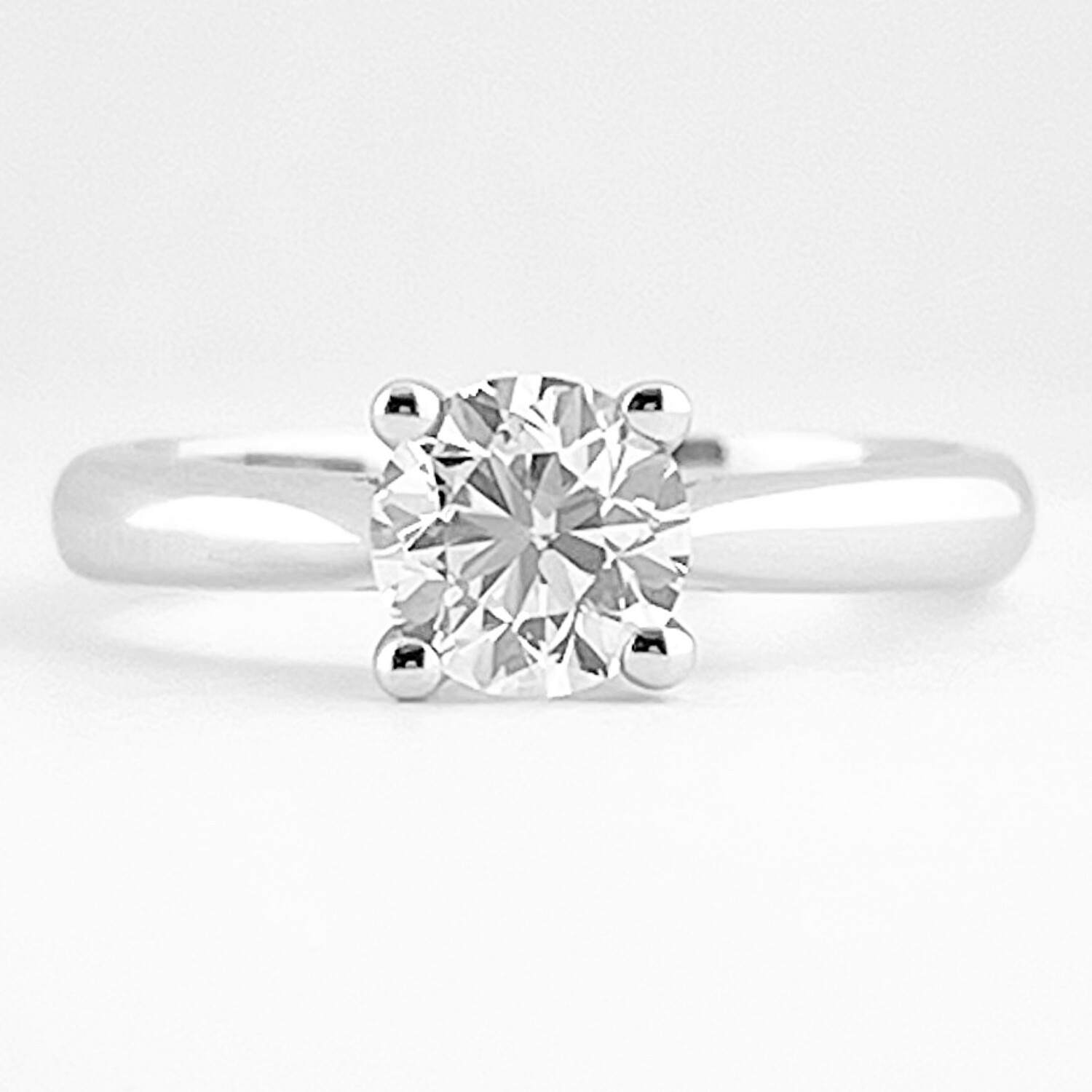 Round Cut Solitaire Engagement Ring