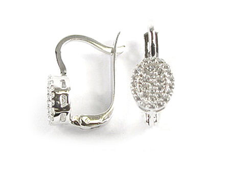 10K White Gold Lever Back C.Z Earrings 10K White Gold Lever Back C.Z Earrings