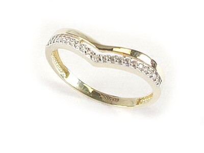 10K Yellow Gold Double Heart Ring C/Z 10K Yellow Gold Double Heart Ring C/Z