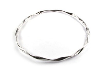 10K White Gold Twisted Grooved Bangle Bracelet