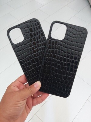 Cover effetto coccodrillo con nome