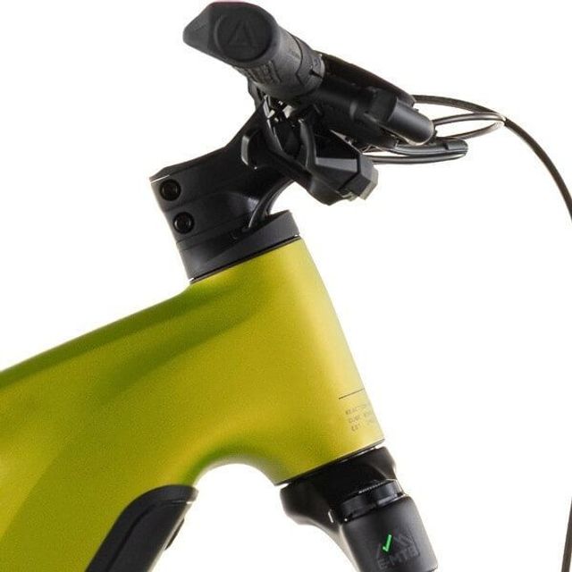 CUBE REACTION HYBRID RACE 800 2026
