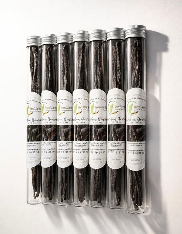Madagascar Vanilla, Gourmet, 17-19cm, 12 Pods (Glass Tube)