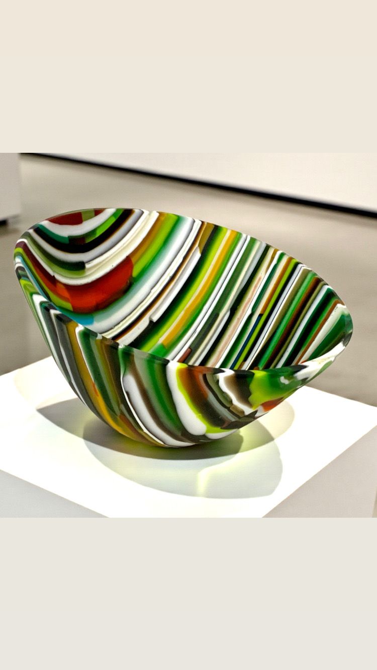 Schale "Stripcut" grün