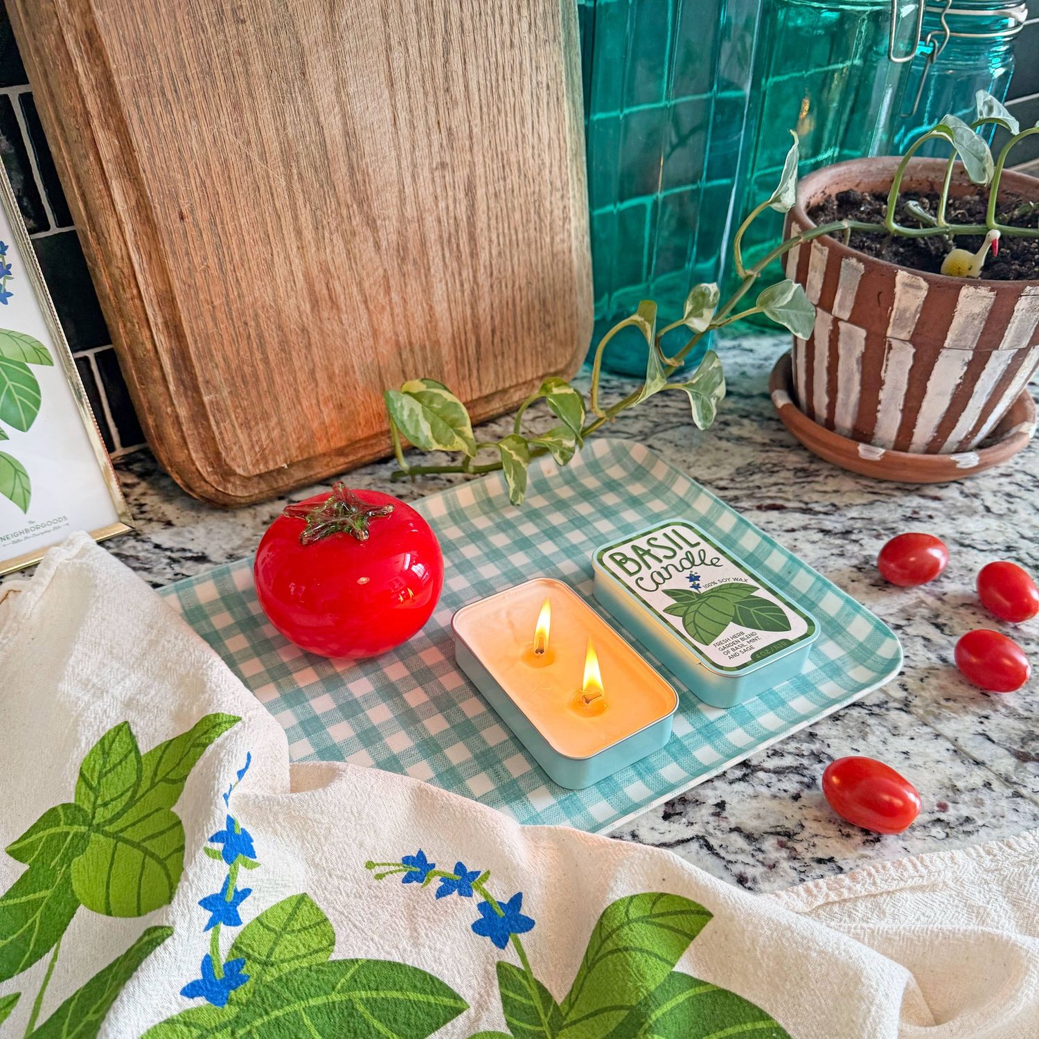 The Neighborgoods Basil Candle
