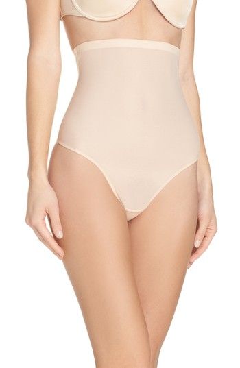 Magic Bodyfashion Corrigerende string hi waist huid