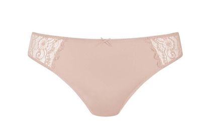 Mey string amorous bailey