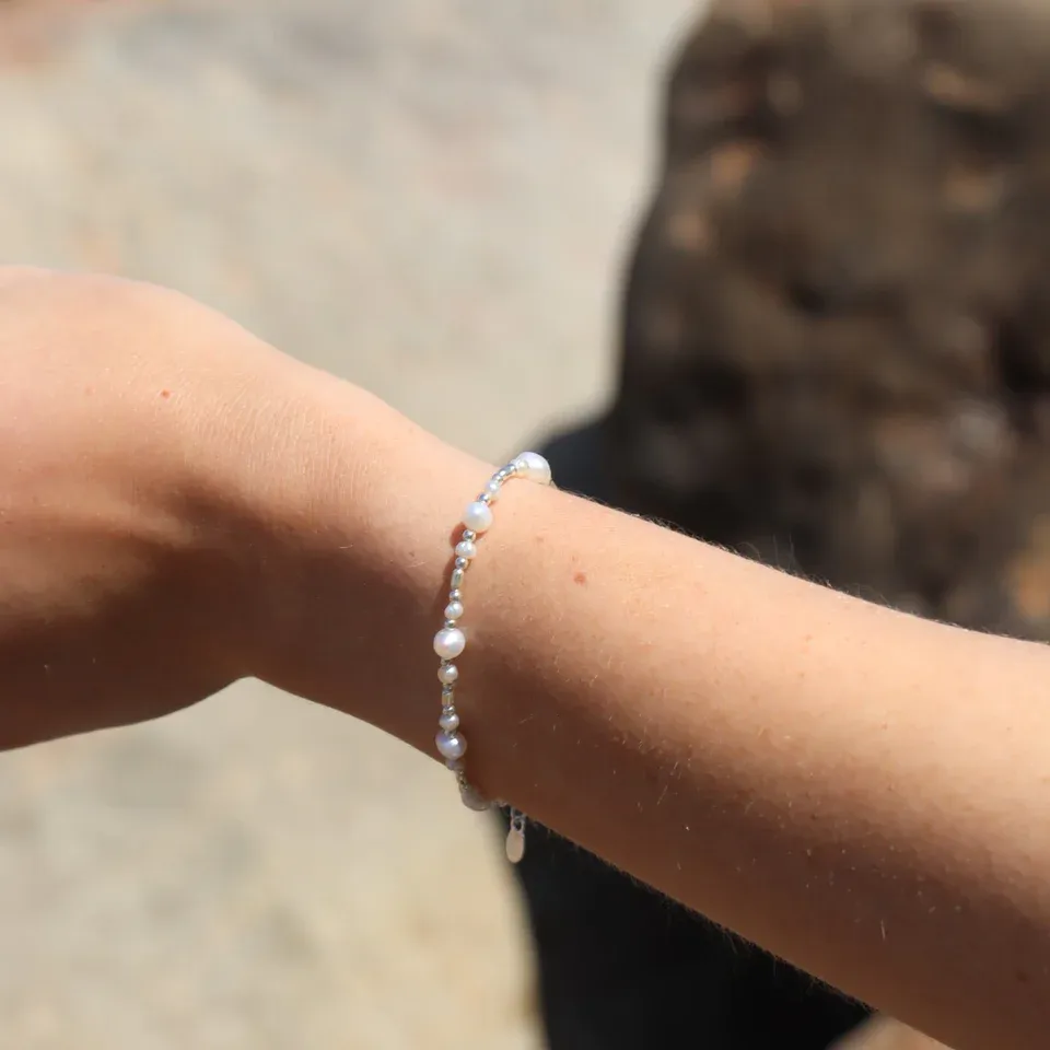 Lilly Bracelet