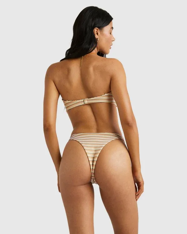 Ripple and Twist Skimpy Bikini Bottoms