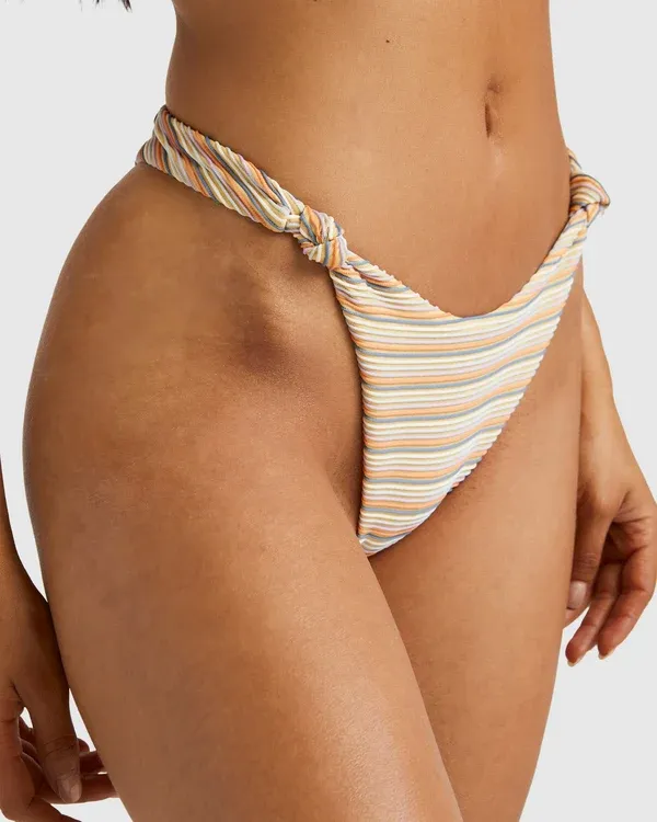 Ripple and Twist Skimpy Bikini Bottoms