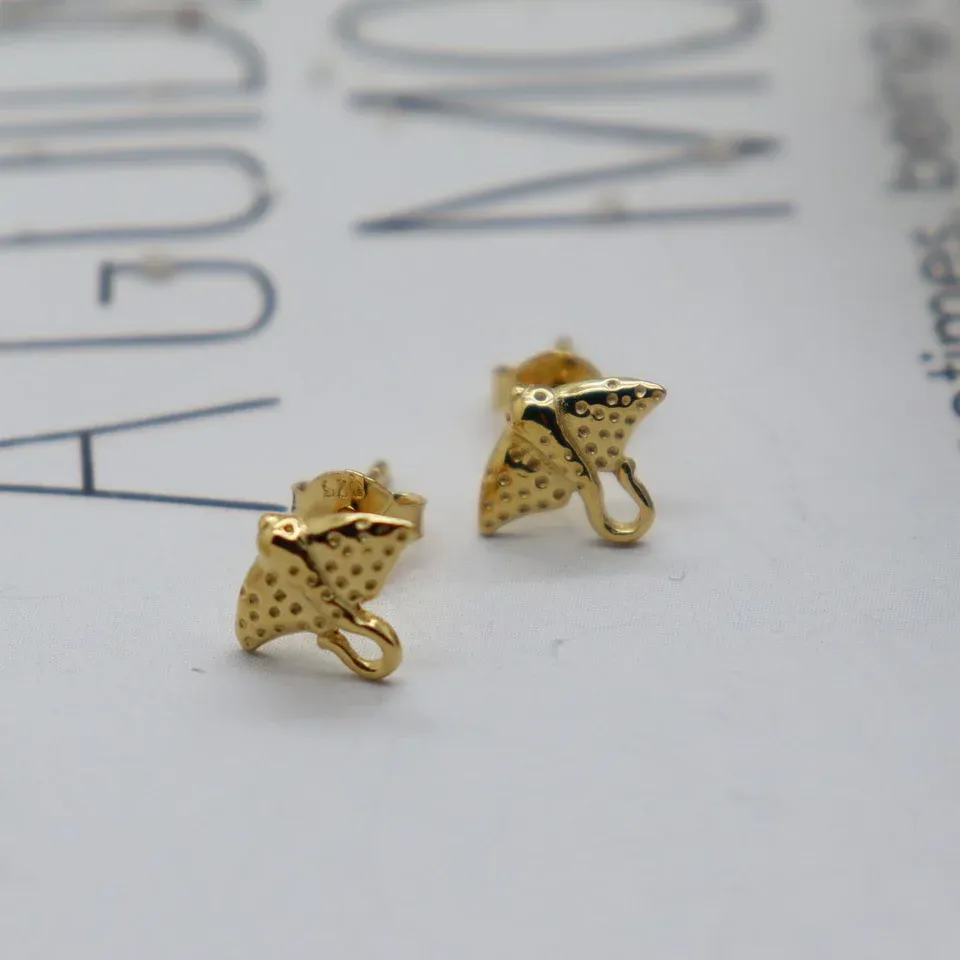 Stingray Studs, Color: Gold