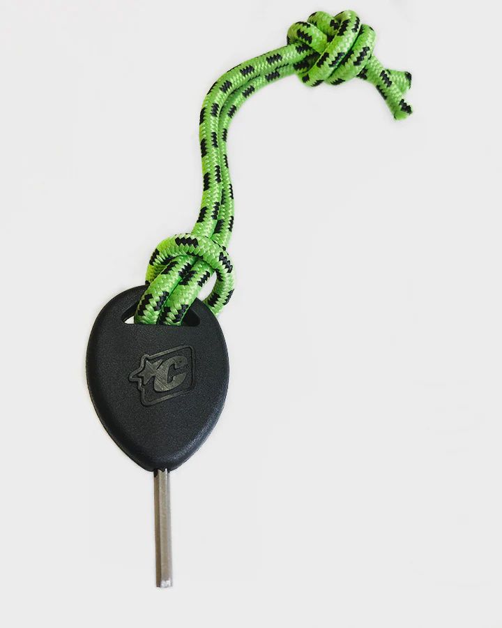 CREATURES FIN KEY &amp; LEASH STRING