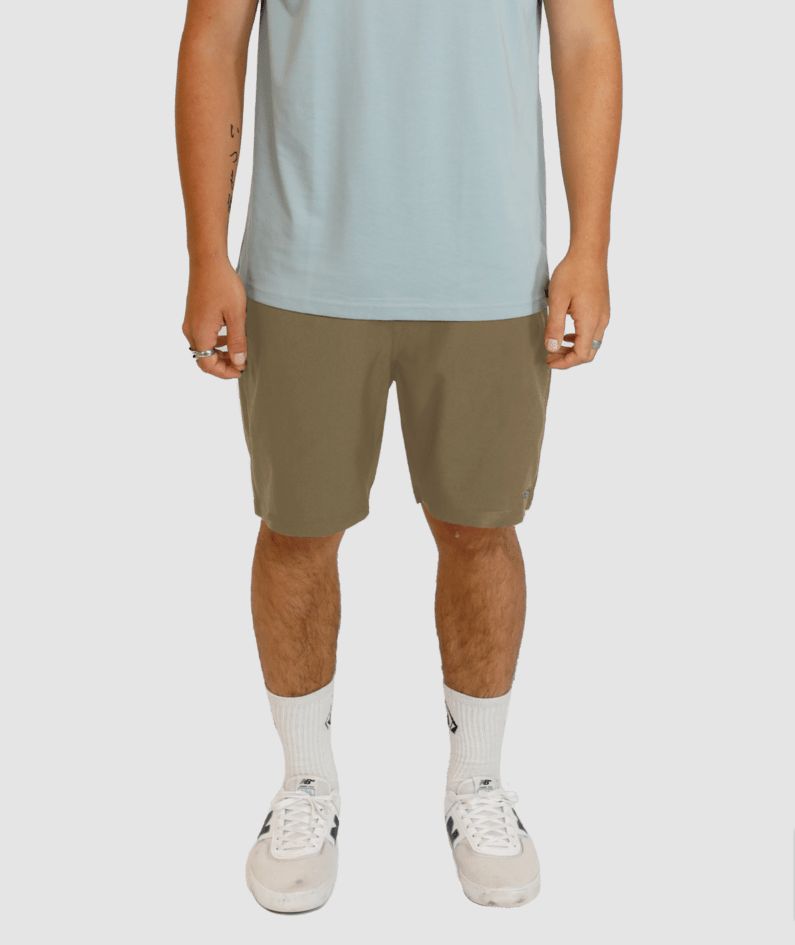 AU Cross Shred Elastic Waist Shorts 18"