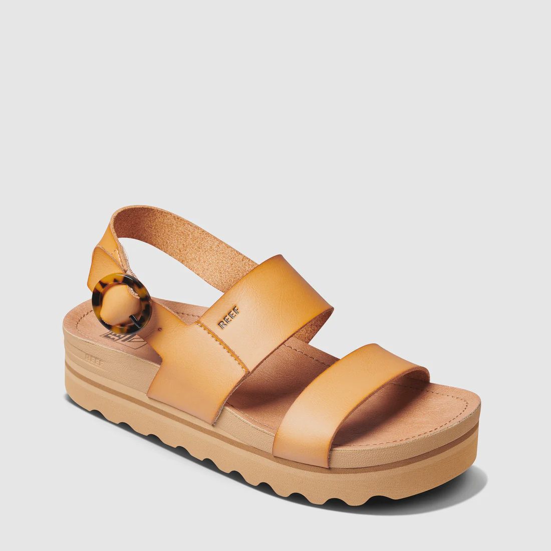 Cushion Vista Hi Buckle