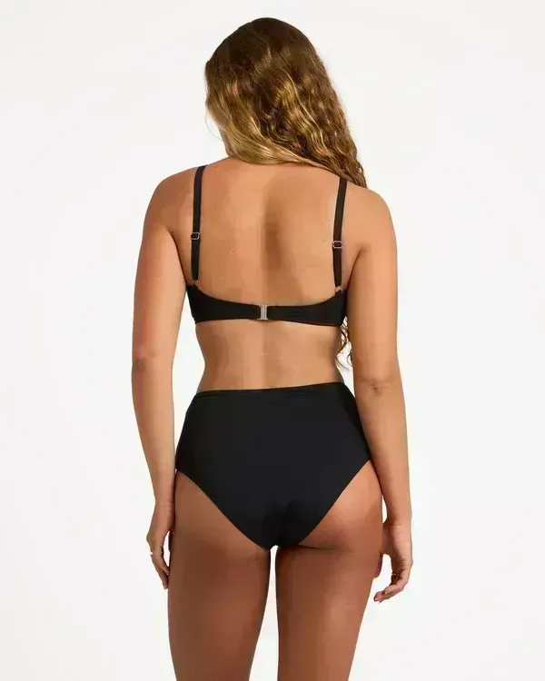 Sol Searcher Mia DD Bralette Bikini Top