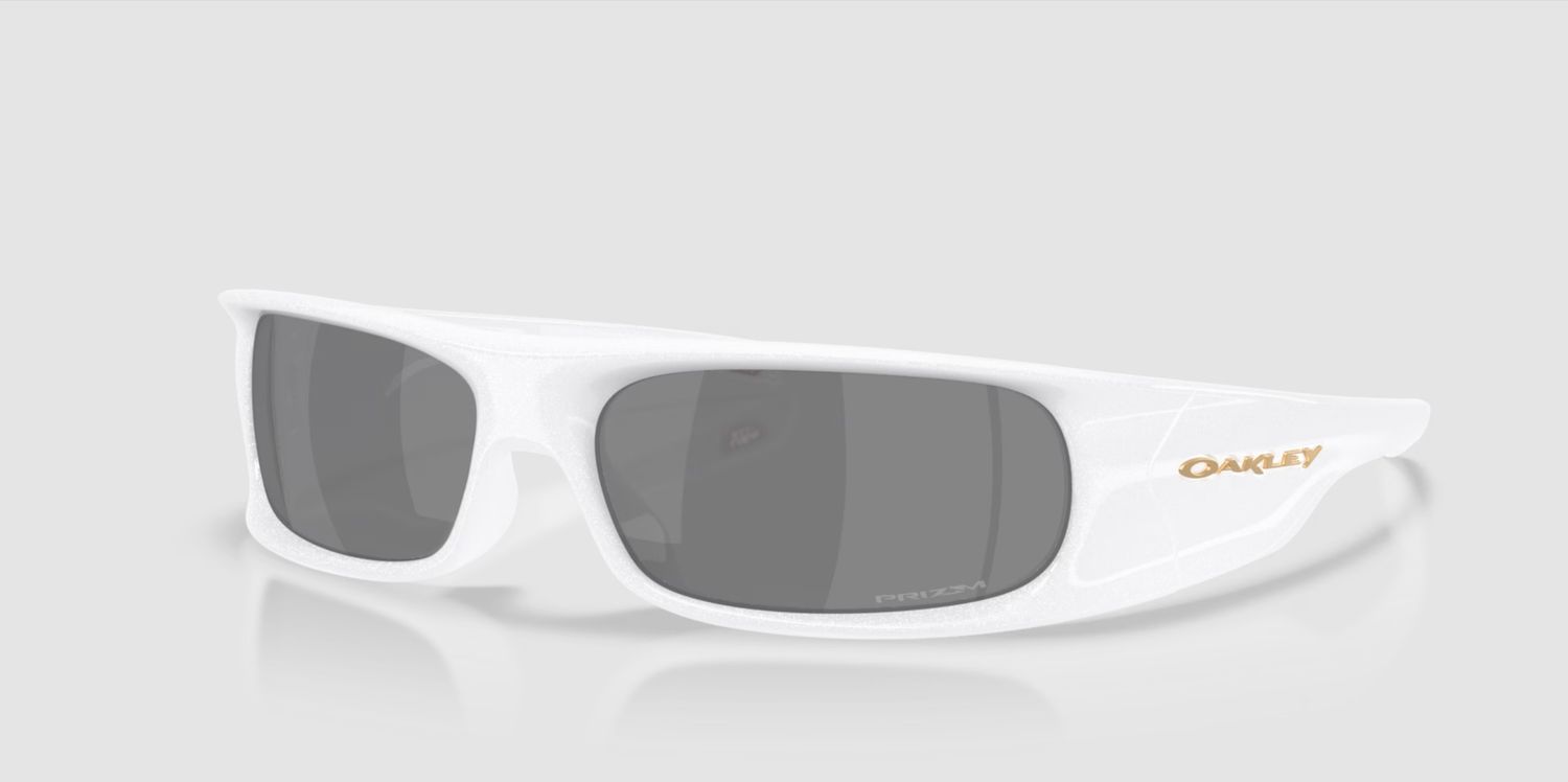 Highland - Pearlized White with Prizm Black