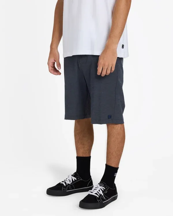 Crossfire Submersible Shorts 21"