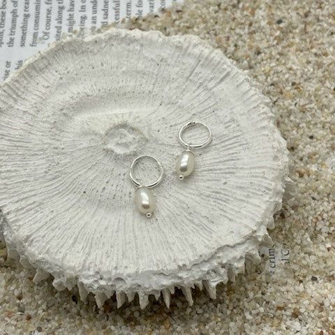 Mini Freshwater Pearl Huggies
