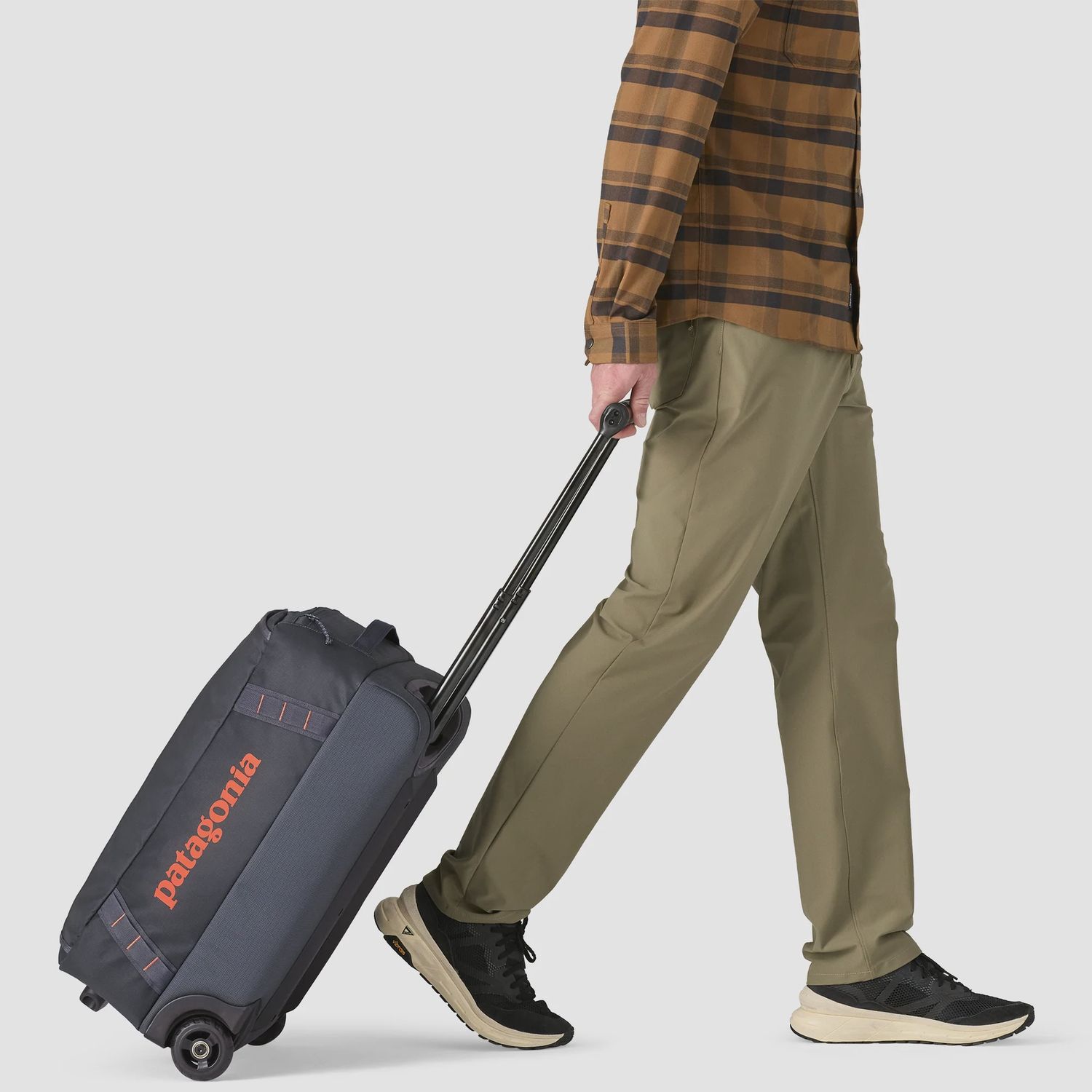 Black Hole® Wheeled Duffel 40L