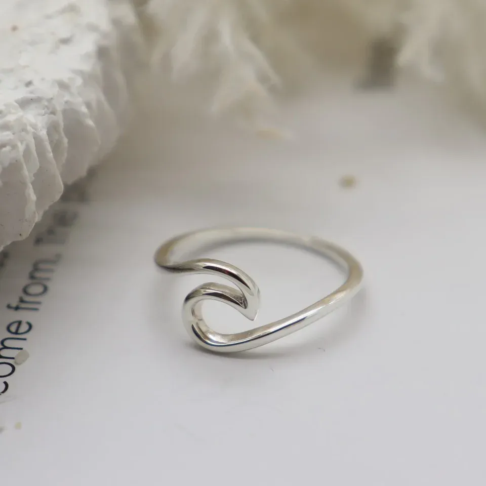 Miki Wave Ring