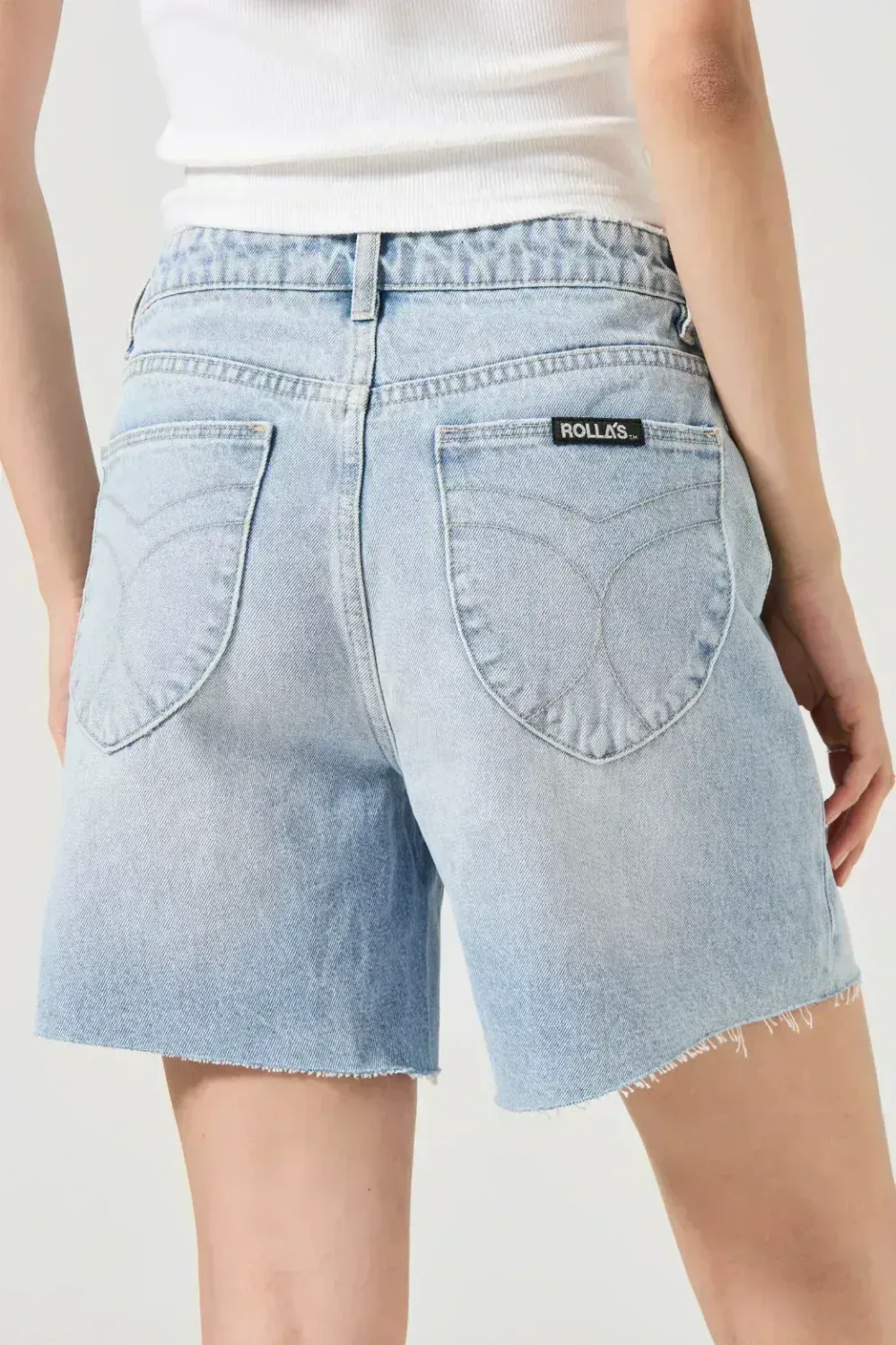 90s Relaxed Short