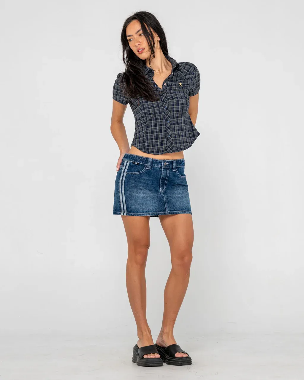 Flip Mommy DIY Mini Denim Skirt
