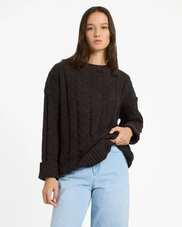 Womens Cable Cover Crew Neck