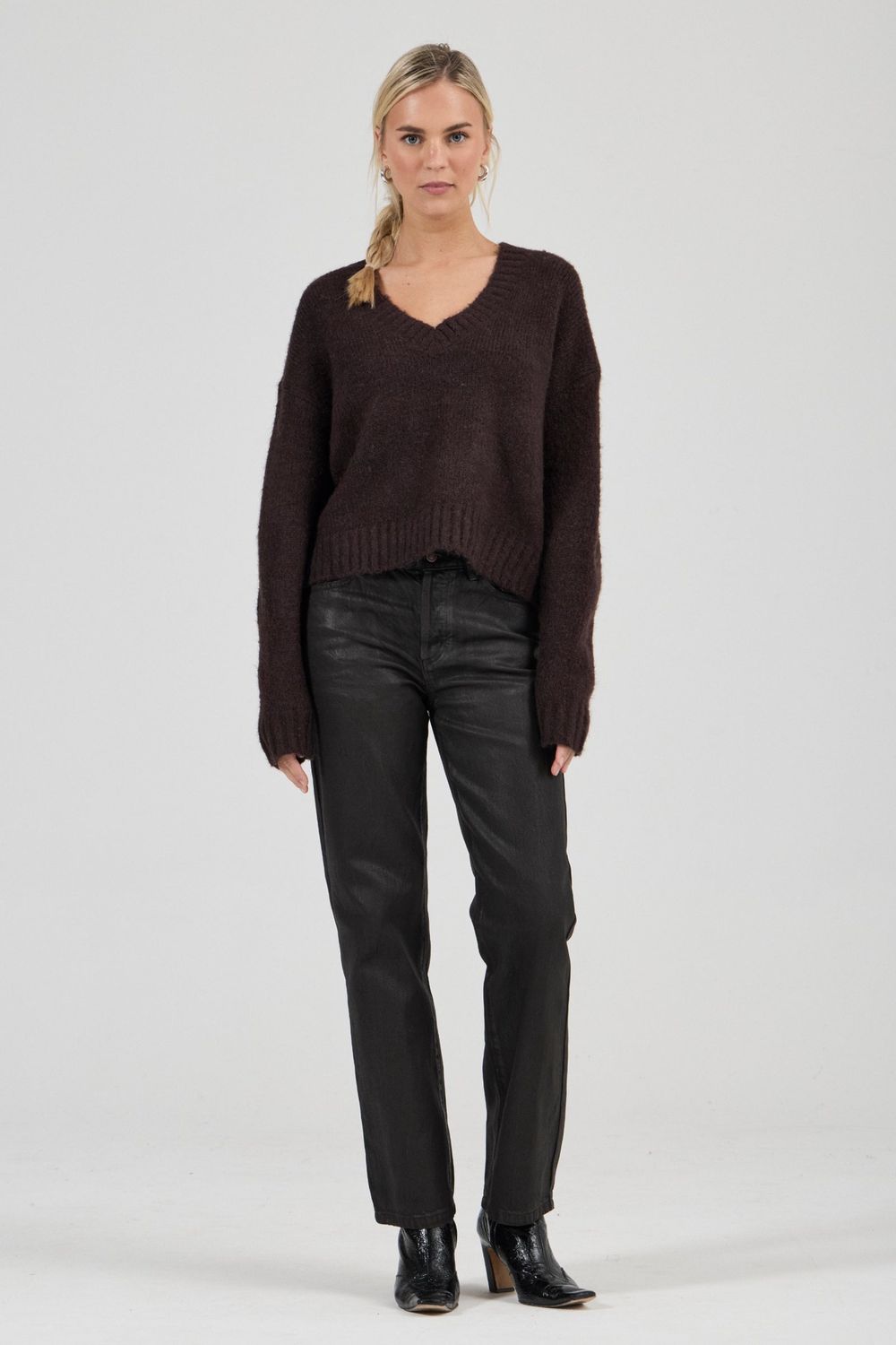Tomboy V Neck Knit