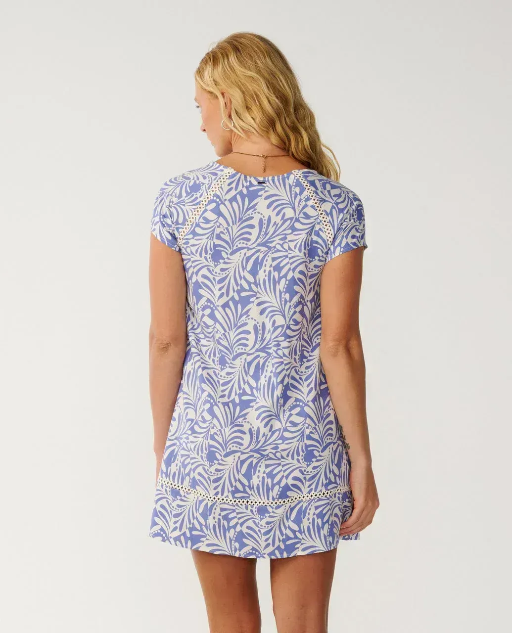 Party Wave Shift Dress
