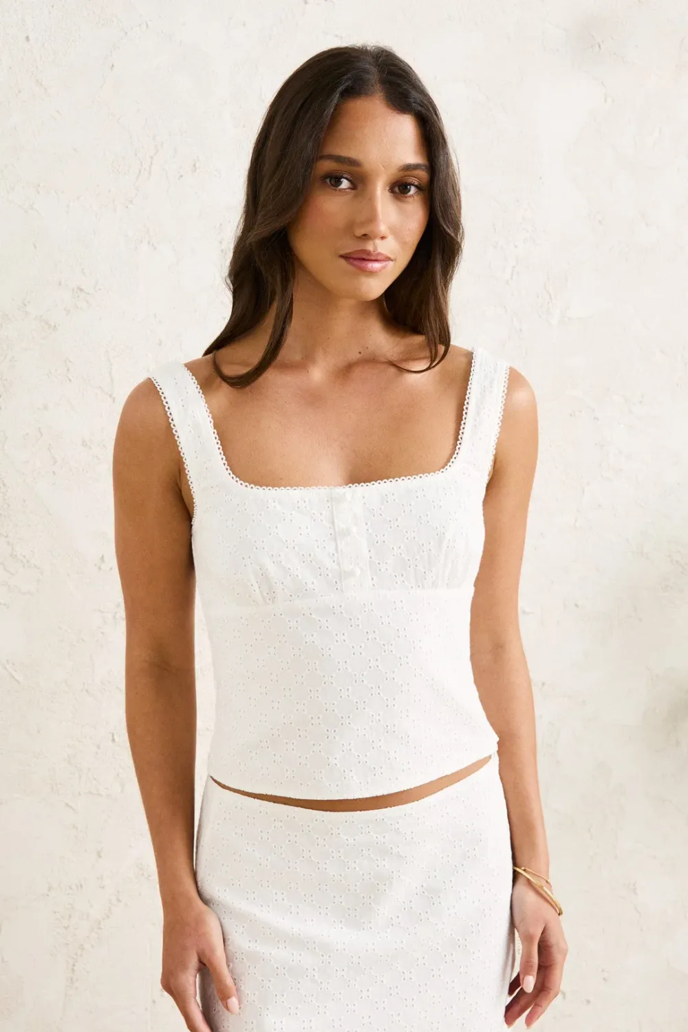 Lia Broderie Top