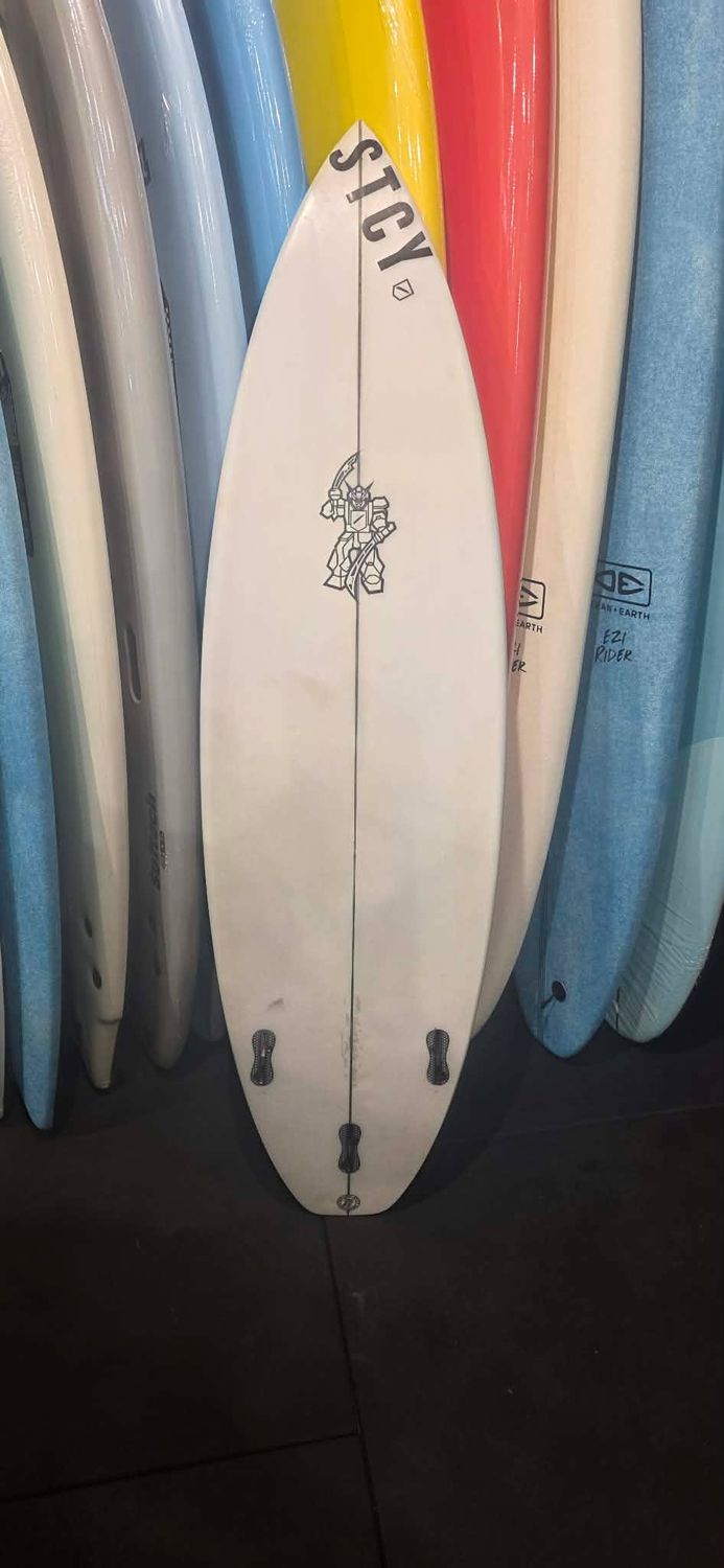5'8 Lone Wolf 24ltr
