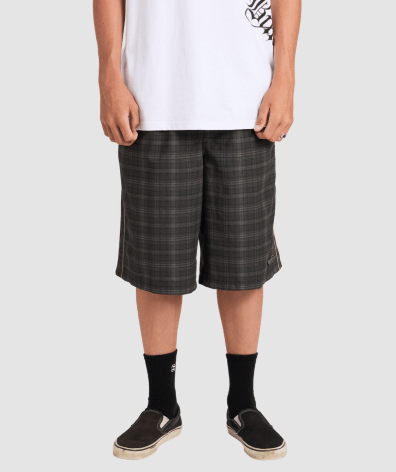 Mens Immortal Check Throw On Boatrdshorts