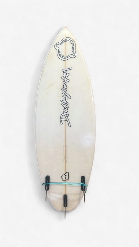 4'10 Double Yew Ay with fins and leash