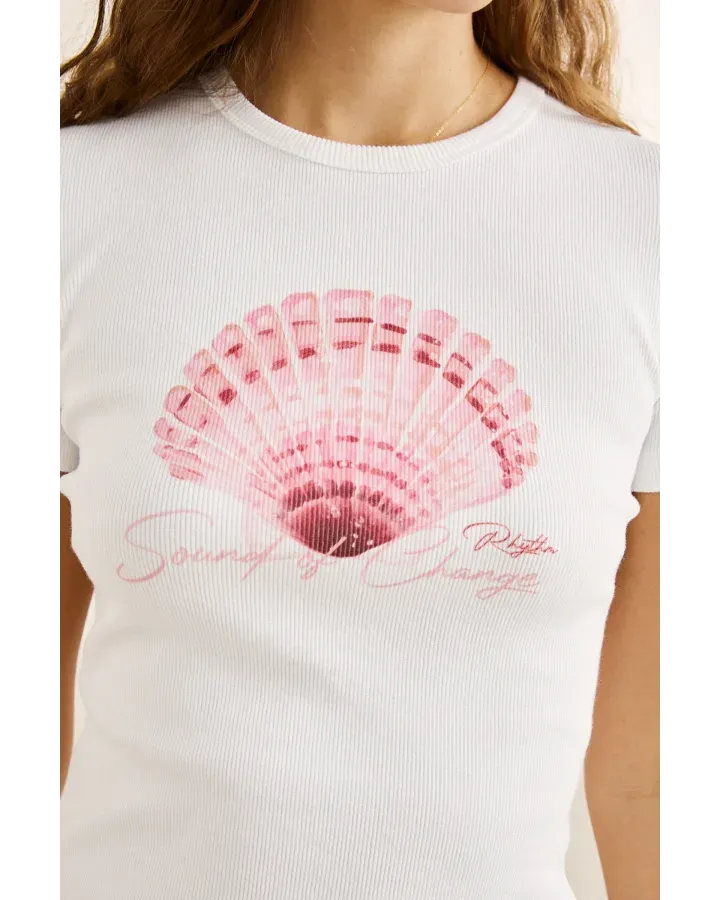 Scallop Shell Everyday T-Shirt