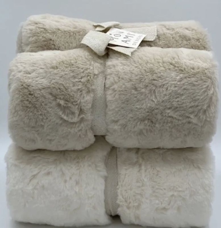 Mon Ami Blanket