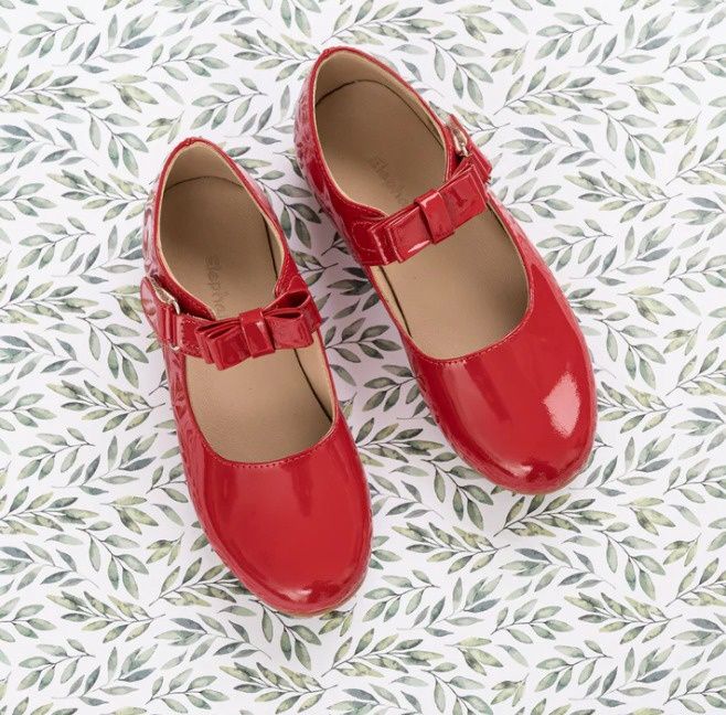 Child Charlotte Mary Jane Red